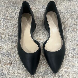 New unused Nine West black pointed flat